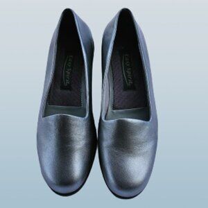 NWB EASY SPIRIT Women’s Pewter Slip On Loafers - Size 8M